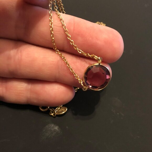 VTG AVON Gold Chain Necklace W/Purple Gemstone Pendant 80s - Picture 2 of 4